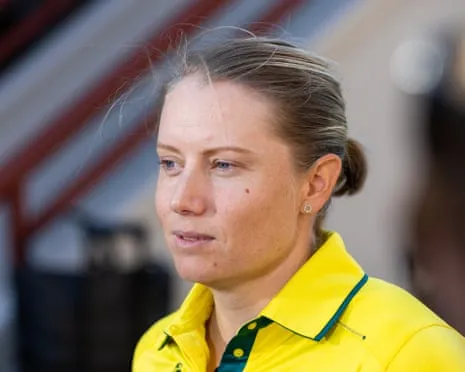 Australia's Women's Cricket Team Endures Unprecedented 102-Run Loss to Indian Side