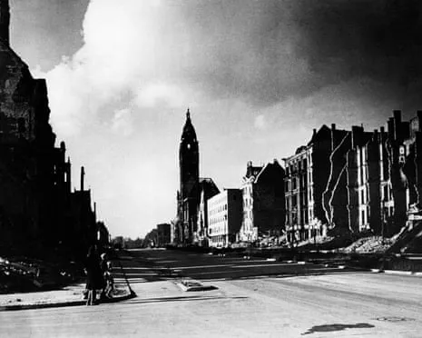 The Betrayal Circle: A Propulsive Account of Defiance Against the Nazis