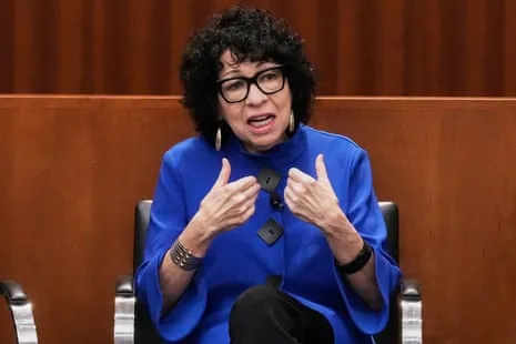 Supreme Court Justice Raises Concerns Over Whether Americans Understand the Distinction Between Leaders and Kings
