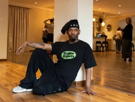 African Movement Artist Lee-ché Dreams of International Impact